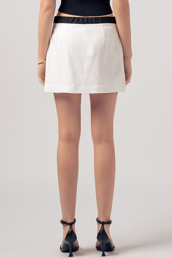  Contrast Band Detail Mini Skirt in White - Women's Wholesale Mini Skirts | Trend Notes
