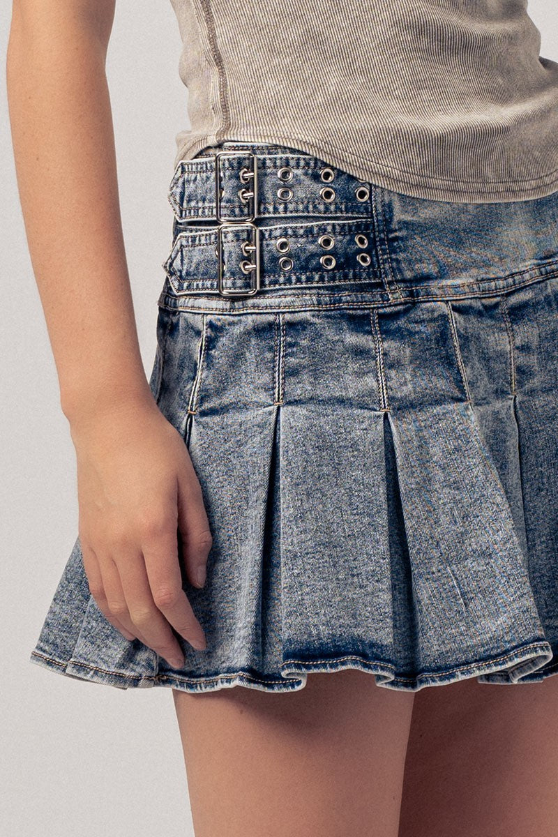 Acid Wash Pleated Denim Mini Skirt in Blue - Women's Wholesale Mini Skirts | Trend Notes