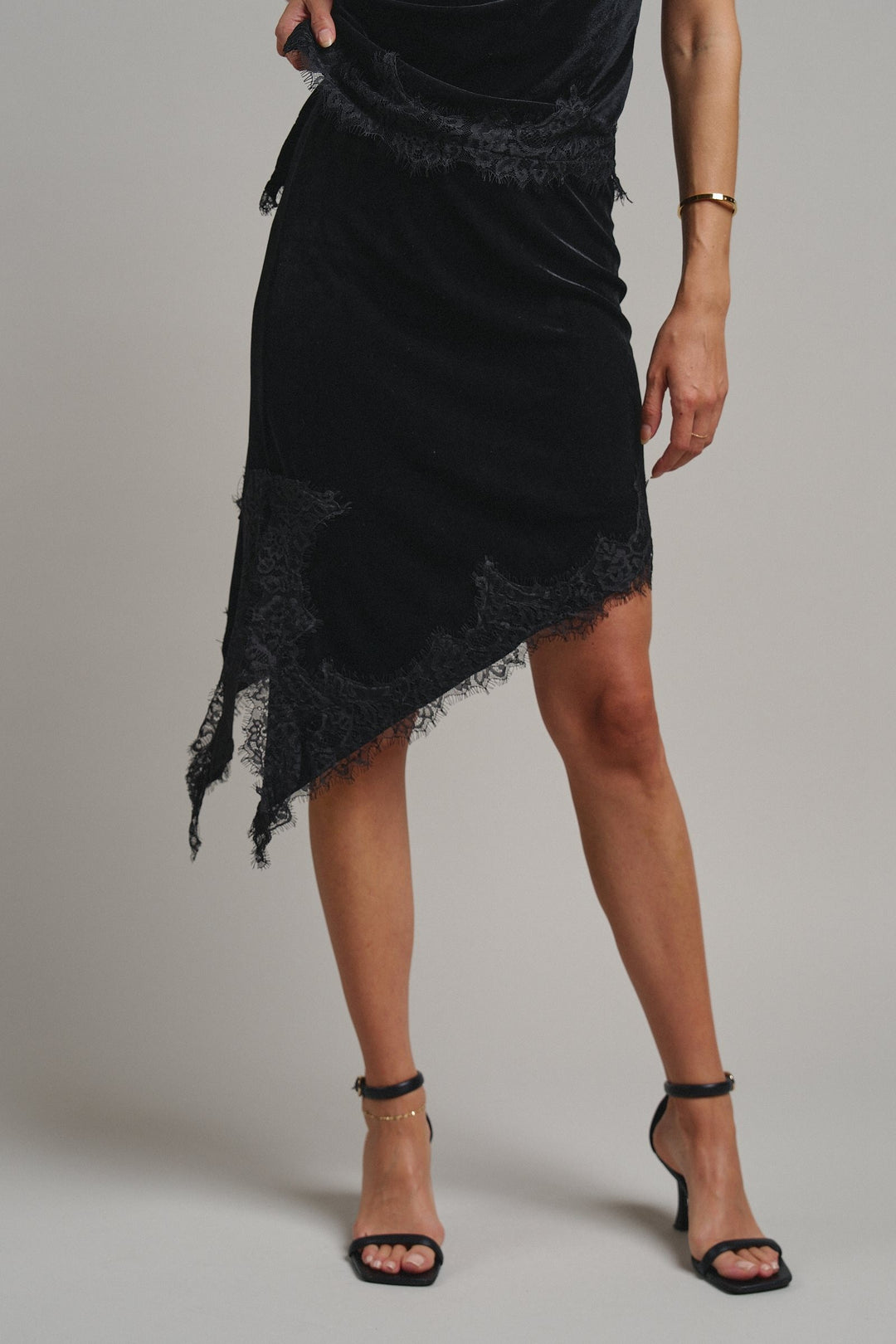 Midnight Lace Velvet Midi Skirt in Black - Women's Wholesale Midi Skirts | Trend Notes