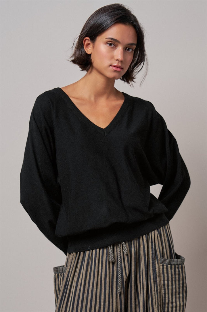 Viscose Blend V-Neck Drop Shoulder Sweater in Black - Women's Wholesale Sweaters | Trend Notes