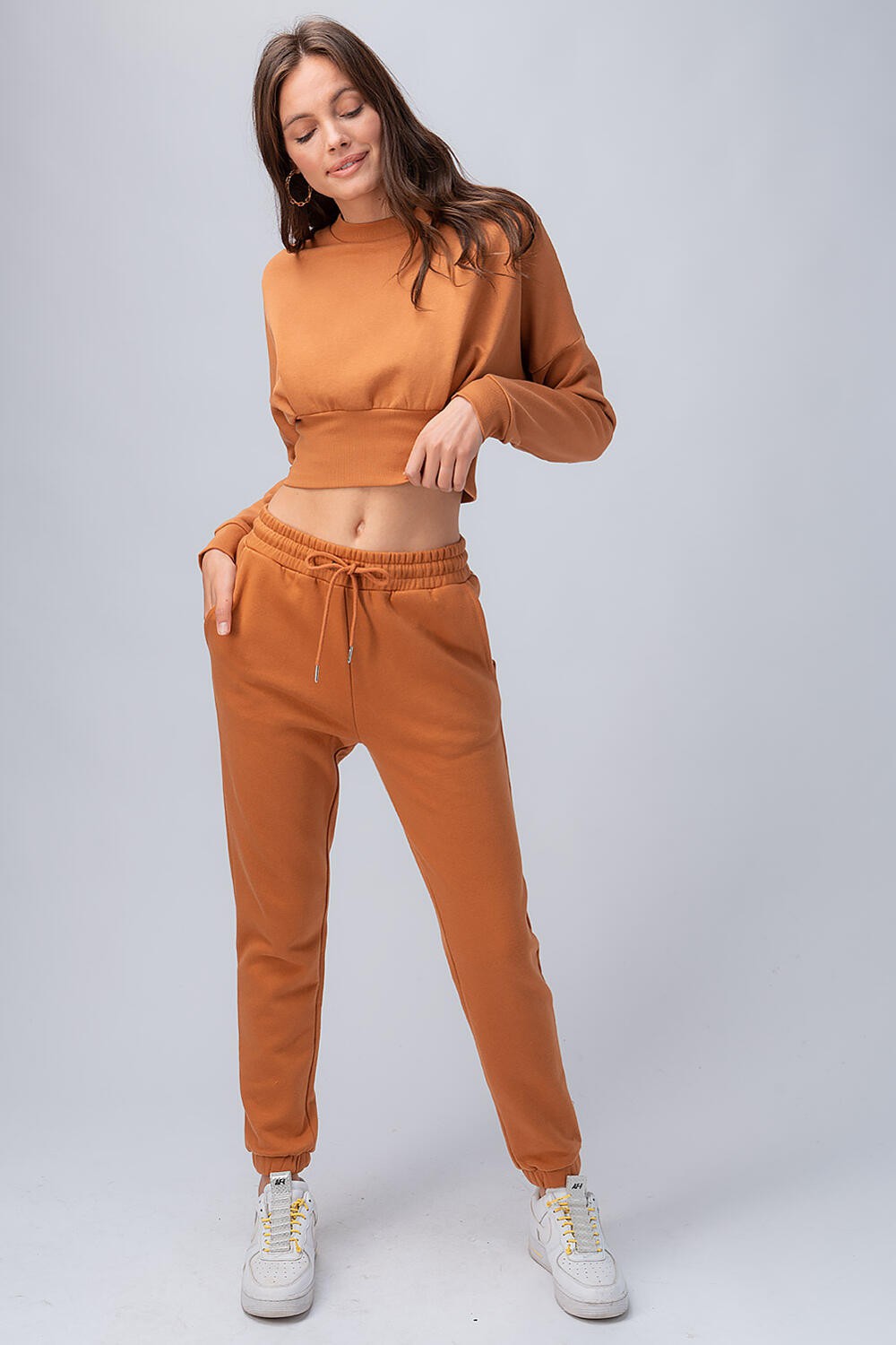 Cropped Ribbed Waist Lounge Tops in Black - Women's Wholesale Sweaters | Trend Notes
