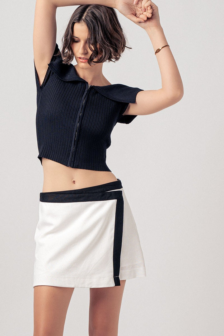 Spring Kiss Zip Up Top in Black - Women's Wholesale Tanks & Camis | Trend Notes