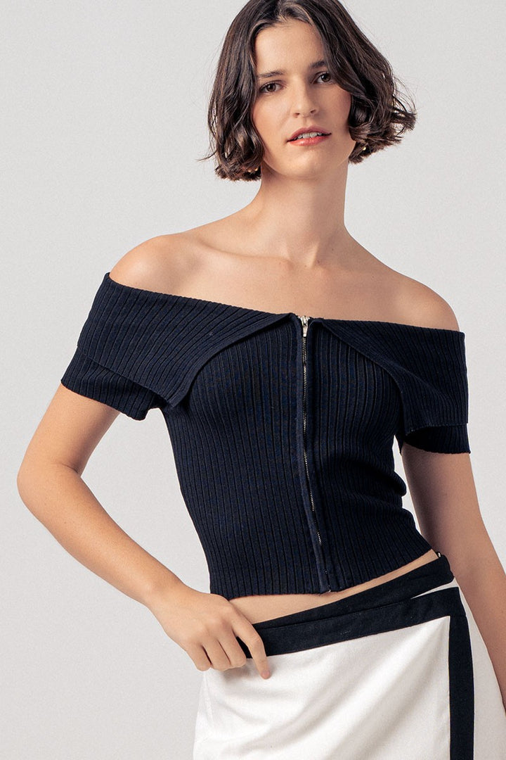 Spring Kiss Zip Up Top in Black - Women's Wholesale Tanks & Camis | Trend Notes