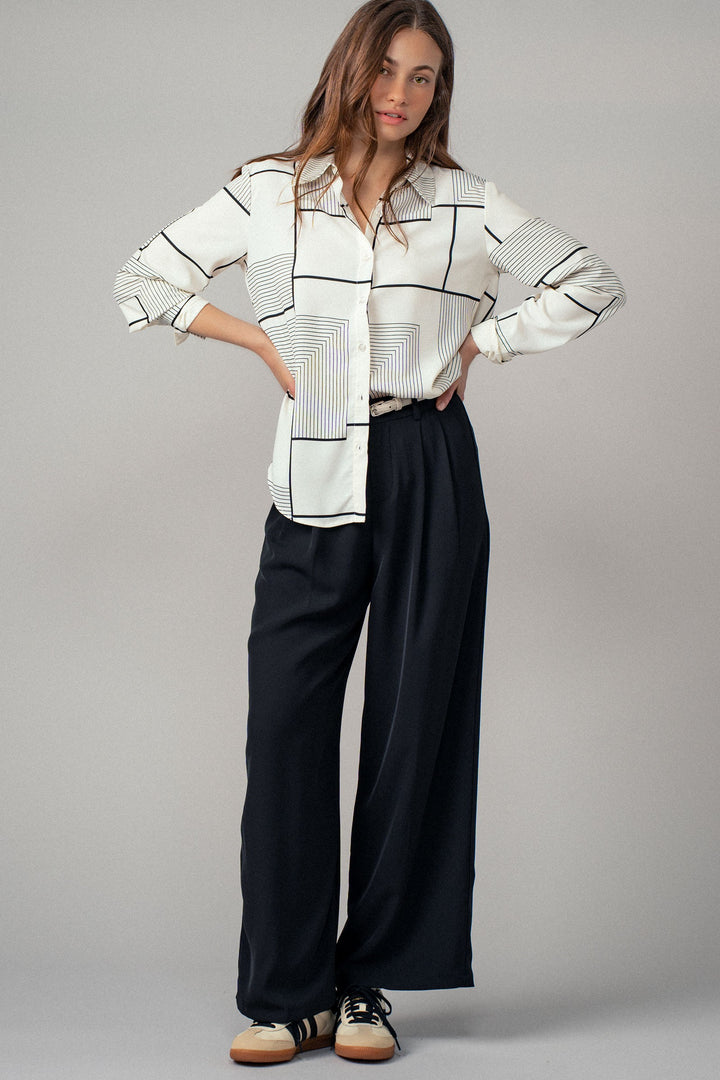 Geometric Print Casual Tops in Cream - Women's Wholesale Shirts & Blouses | Trend Notes