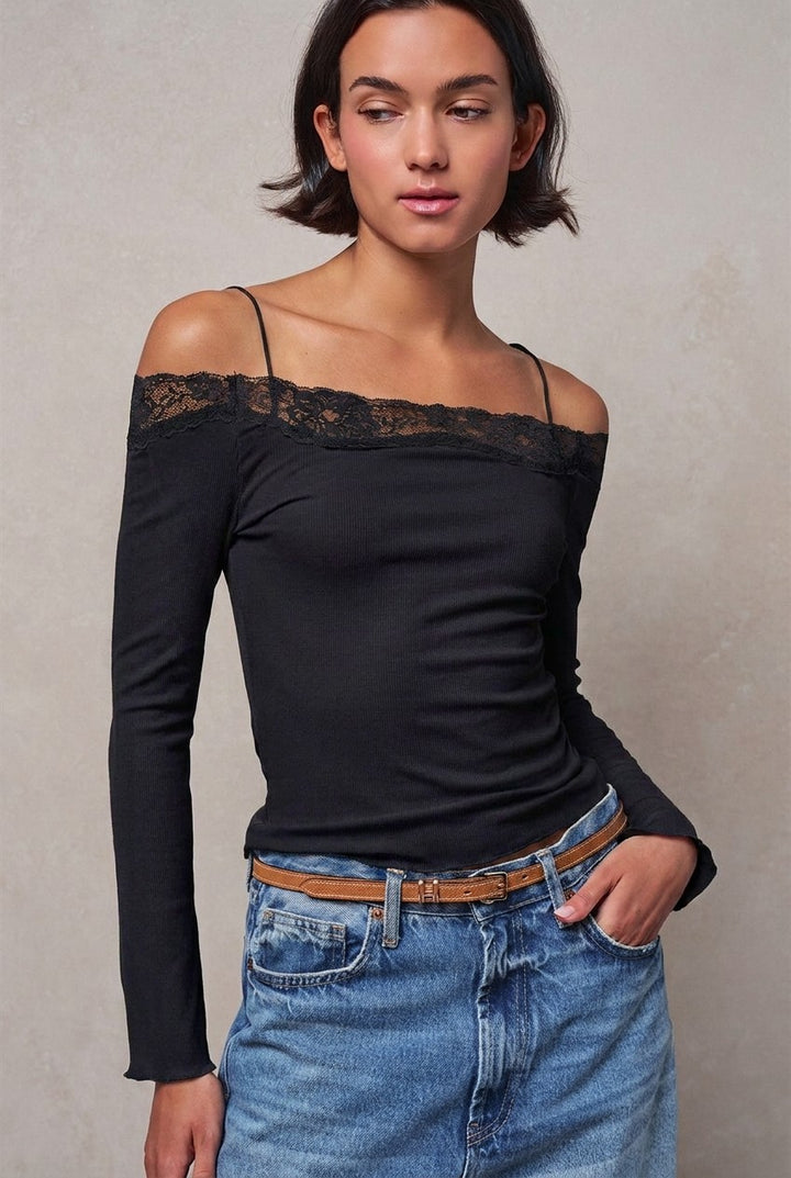 Ribbed Lace Trim Off-Shoulder Long Sleeve Knit Top in Black - Women's Wholesale T-Shirts & Polos | Trend Notes