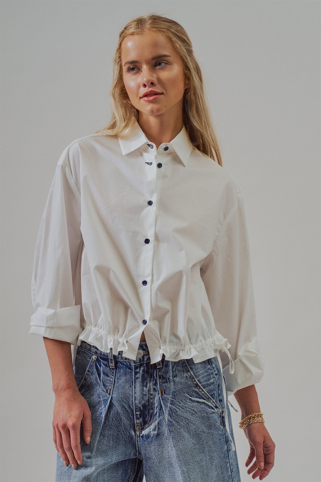 Drawstring Hem Cotton Button Down Shirt Old Money Coastal Gr in White - Women's Wholesale Blankets | Trend Notes