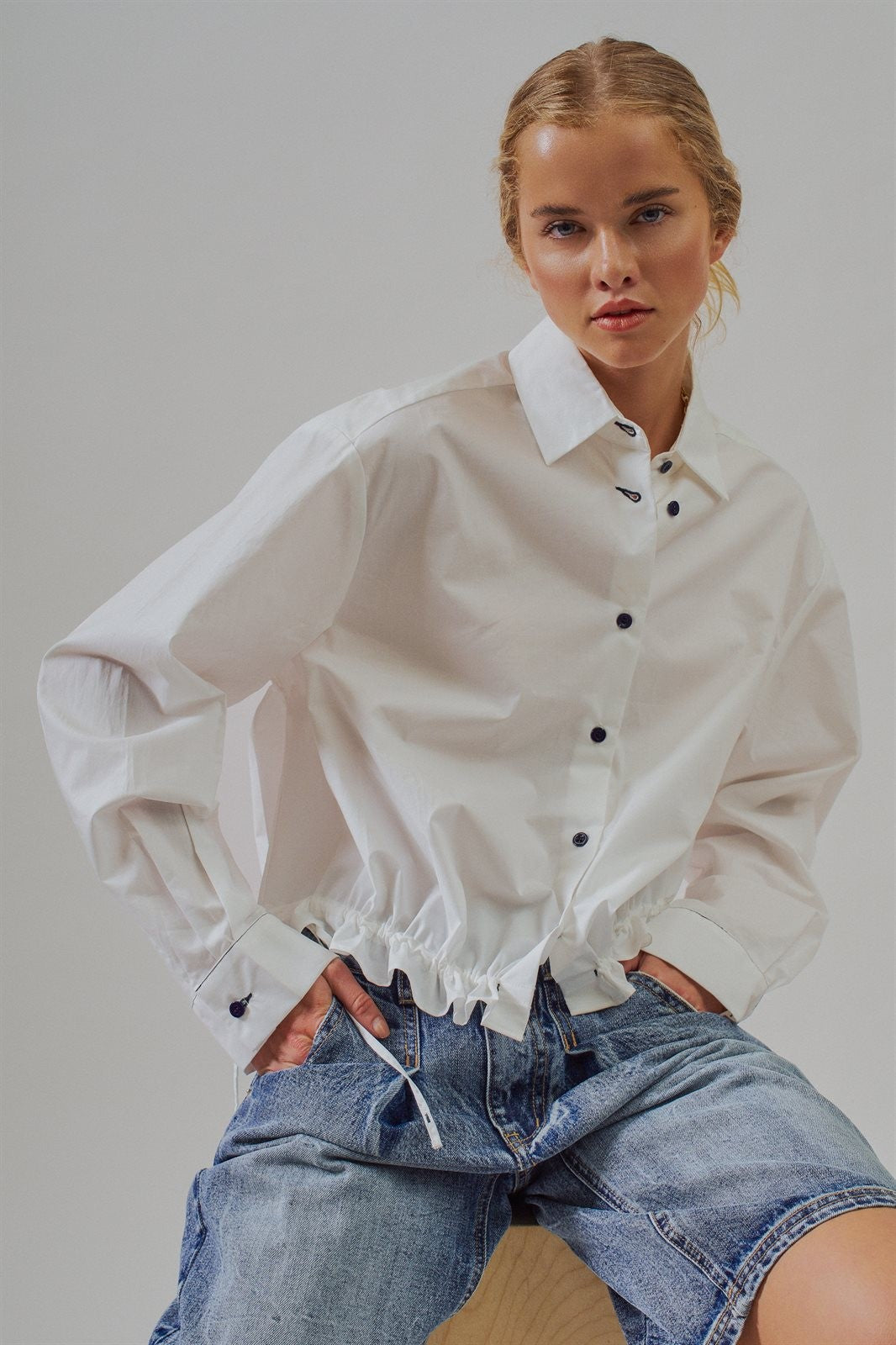 Drawstring Hem Cotton Button Down Shirt Old Money Coastal Gr in White - Women's Wholesale Blankets | Trend Notes