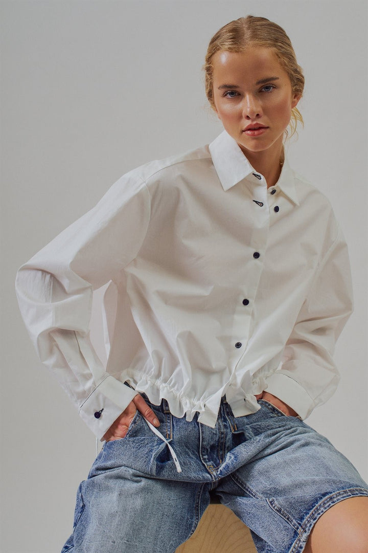 Drawstring Hem Cotton Button Down Shirt Old Money Coastal Gr in White - Women's Wholesale Blankets | Trend Notes