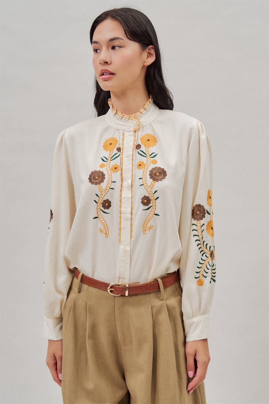 Embroidered Ruffle Neck Blouse in Western Folk Style in Ivory - Women's Wholesale Blankets | Trend Notes