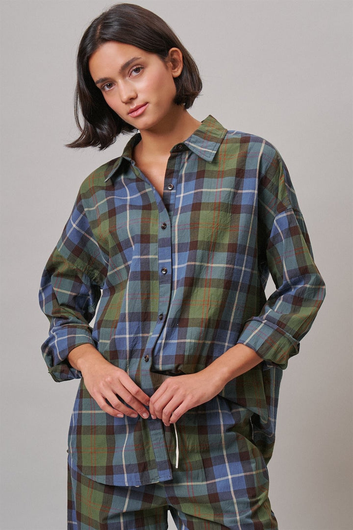 Cotton Plaid Button-Down Collared Shirt in Green - Women's Wholesale Shirts & Blouses | Trend Notes