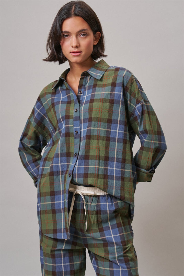 Cotton Plaid Button-Down Collared Shirt in Green - Women's Wholesale Shirts & Blouses | Trend Notes