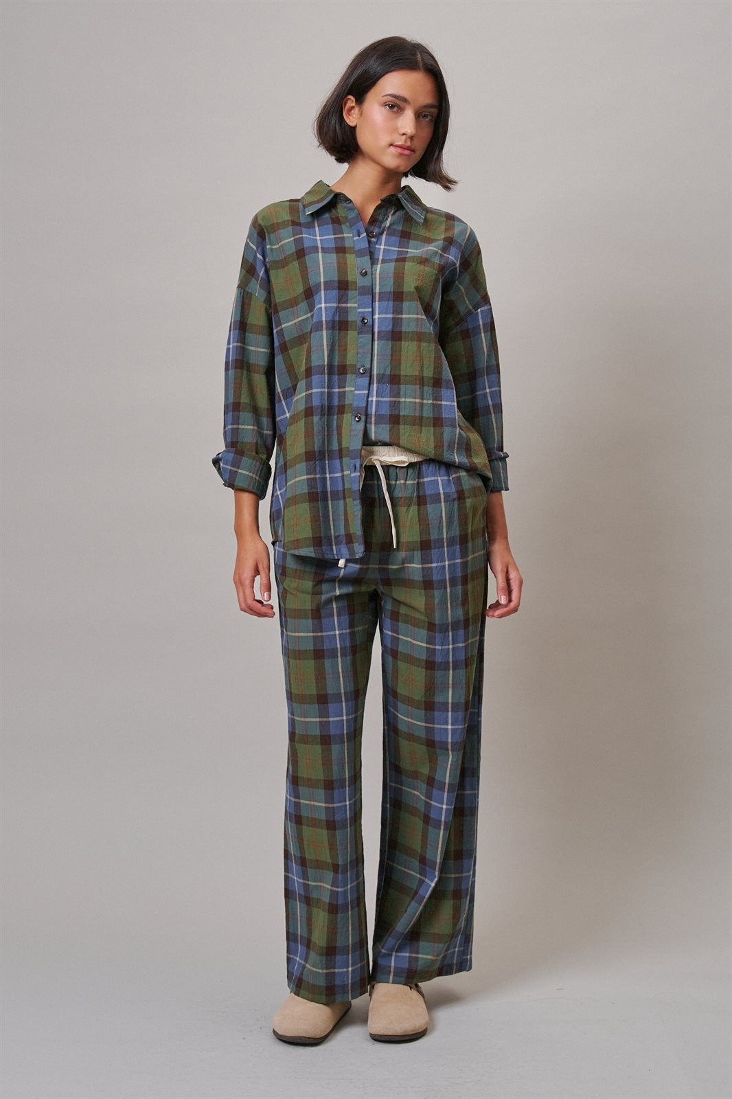Cotton Plaid Button-Down Collared Shirt in Green - Women's Wholesale Shirts & Blouses | Trend Notes