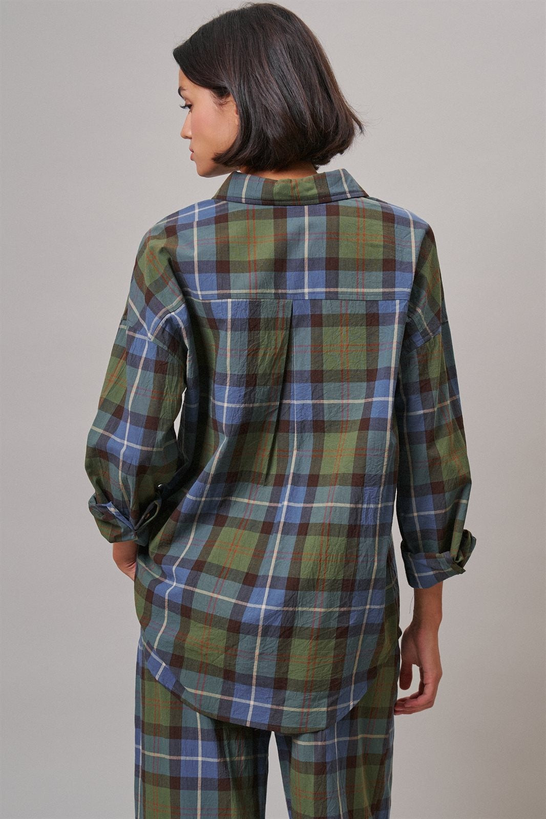 Cotton Plaid Button-Down Collared Shirt in Green - Women's Wholesale Shirts & Blouses | Trend Notes