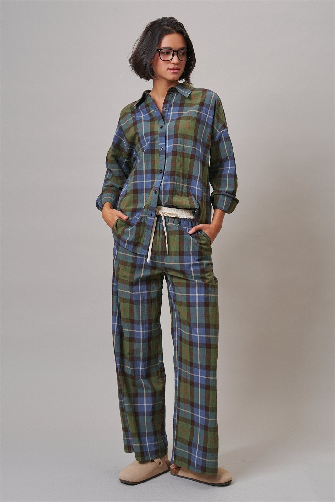 Cotton Plaid Button-Down Collared Shirt in Green - Women's Wholesale Shirts & Blouses | Trend Notes