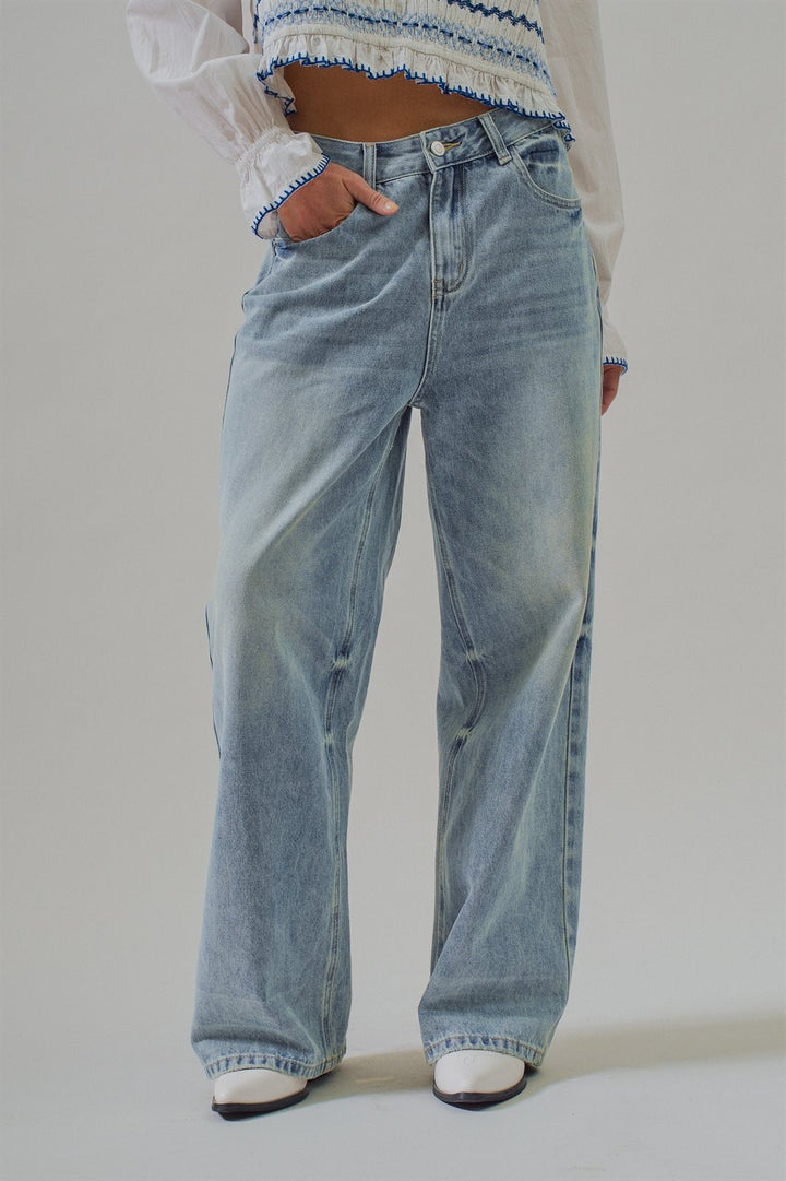 Classic Vintage Wash Wide-Leg Jean in Denim - Women's Wholesale Denim | Trend Notes