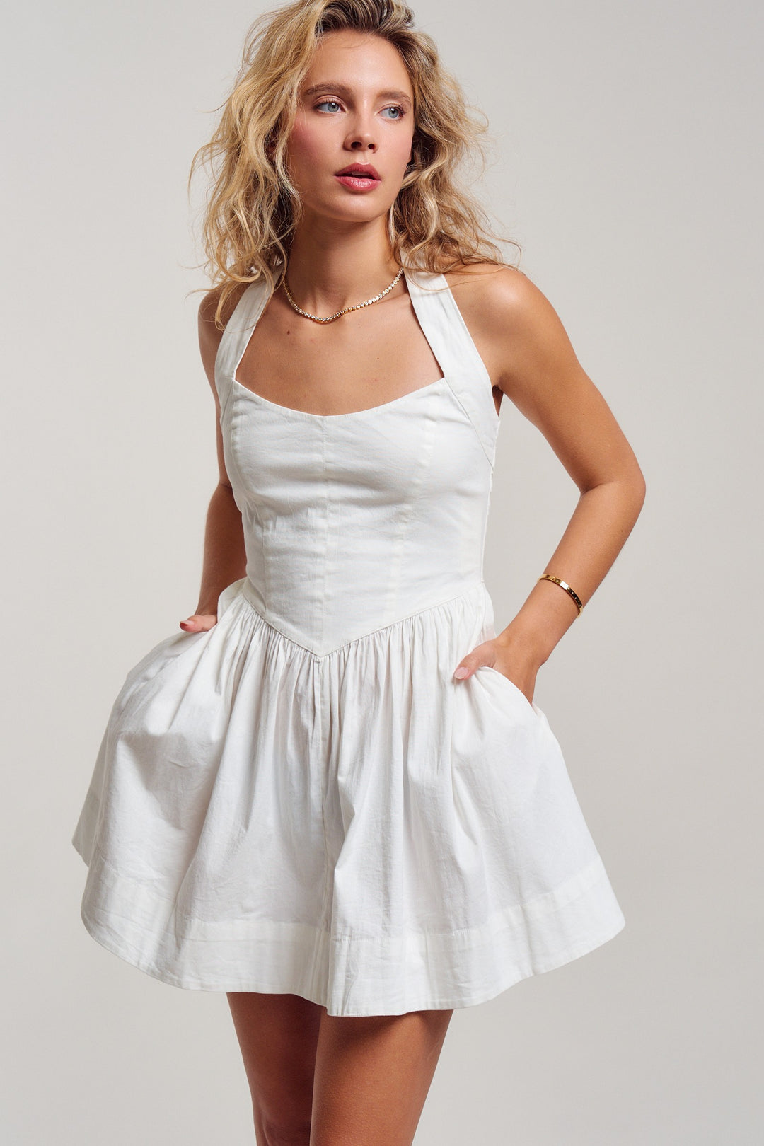 Sweetheart Twirl Halter Mini in White - Women's Wholesale Dresses | Trend Notes