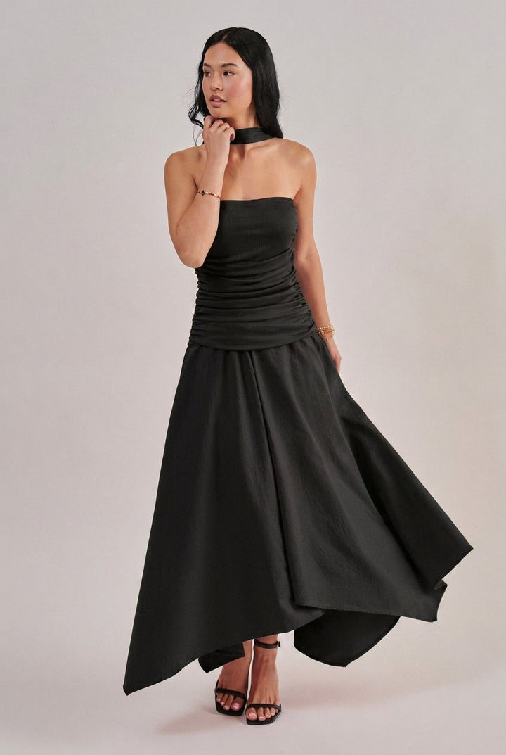 Strapless Ruched Bodice Asymmetrical Midi Dress in Black - Women's Wholesale Cocktail Dresses | Trend Notes