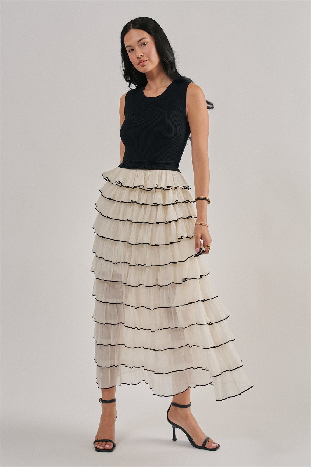 Tiered Ruffle Maxi Dress With Contrast Trim in Black - Women's Wholesale Cocktail Dresses | Trend Notes