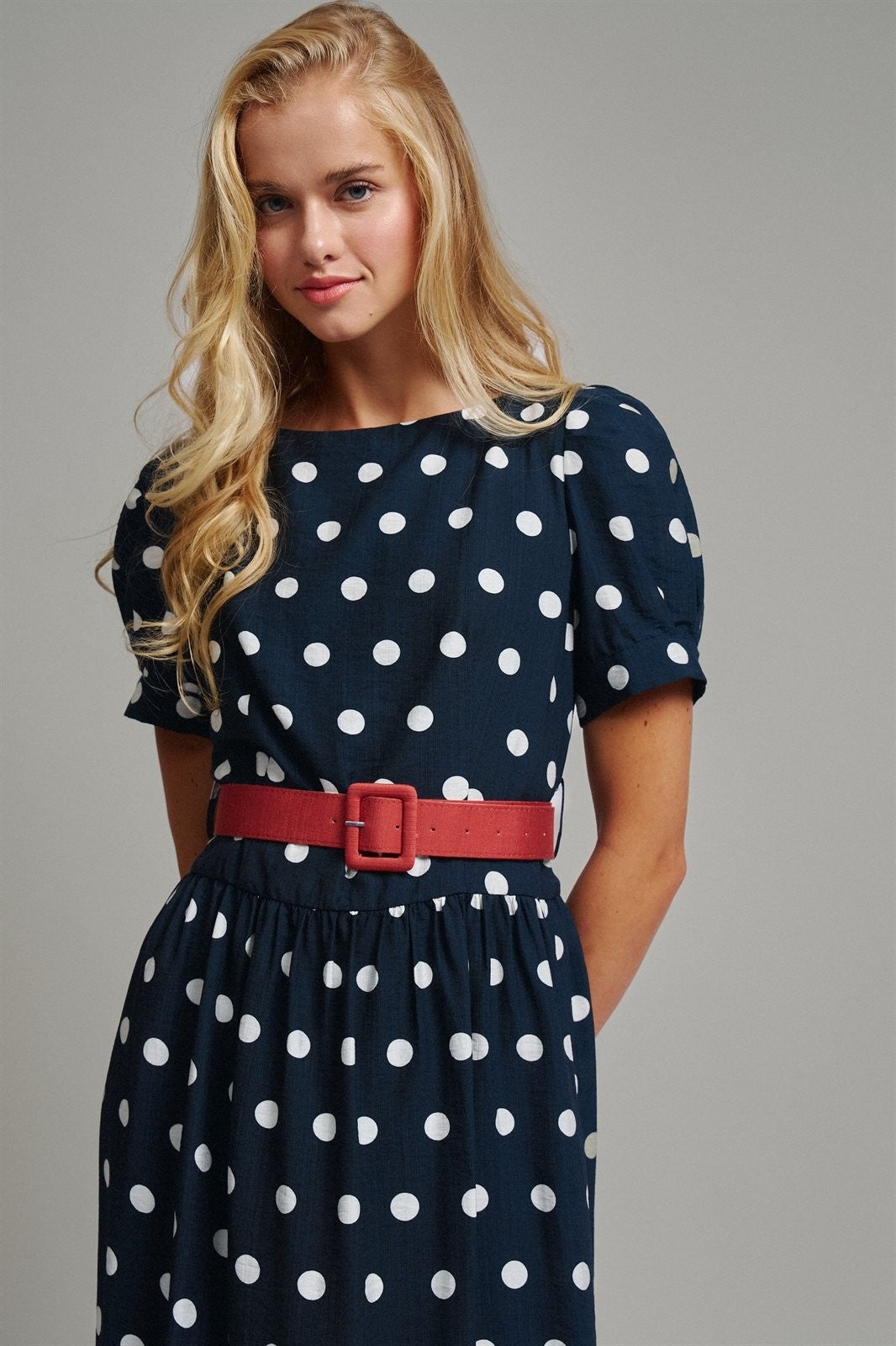 Polka Dot Belted Puff Sleeve Midi Dress in Navy - Women's Wholesale Casual Dresses | Trend Notes