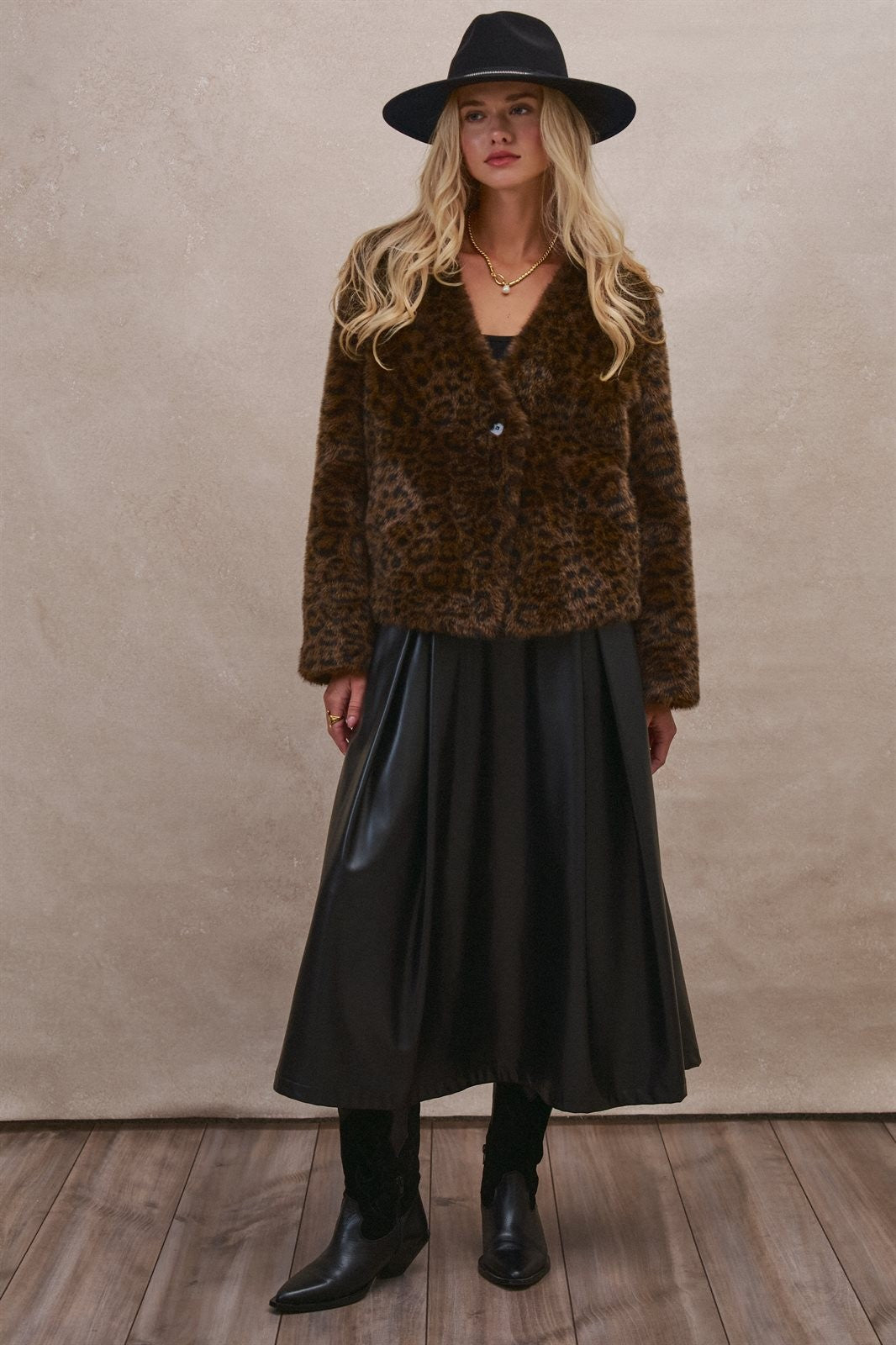 Oversized Leopard Faux Fur Jacket in Brown - Women's Wholesale Jackets & Blazers | Trend Notes