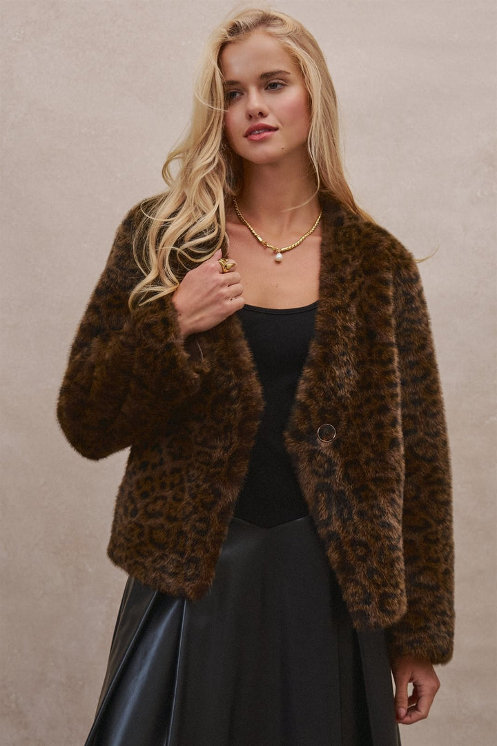 Oversized Leopard Faux Fur Jacket in Brown - Women's Wholesale Jackets & Blazers | Trend Notes