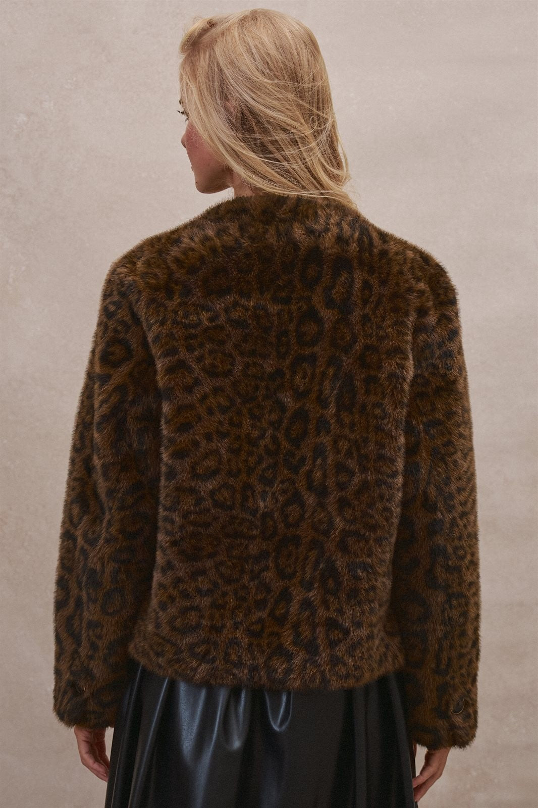 Oversized Leopard Faux Fur Jacket in Brown - Women's Wholesale Jackets & Blazers | Trend Notes