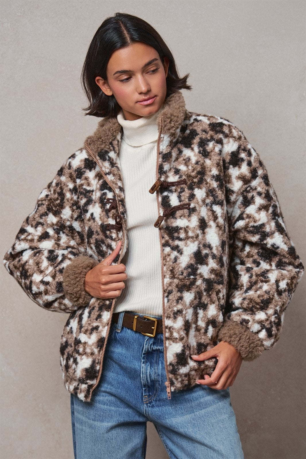 Winter Den Leopard Sherpa Jacket in Brown - Women's Wholesale Jackets & Blazers | Trend Notes