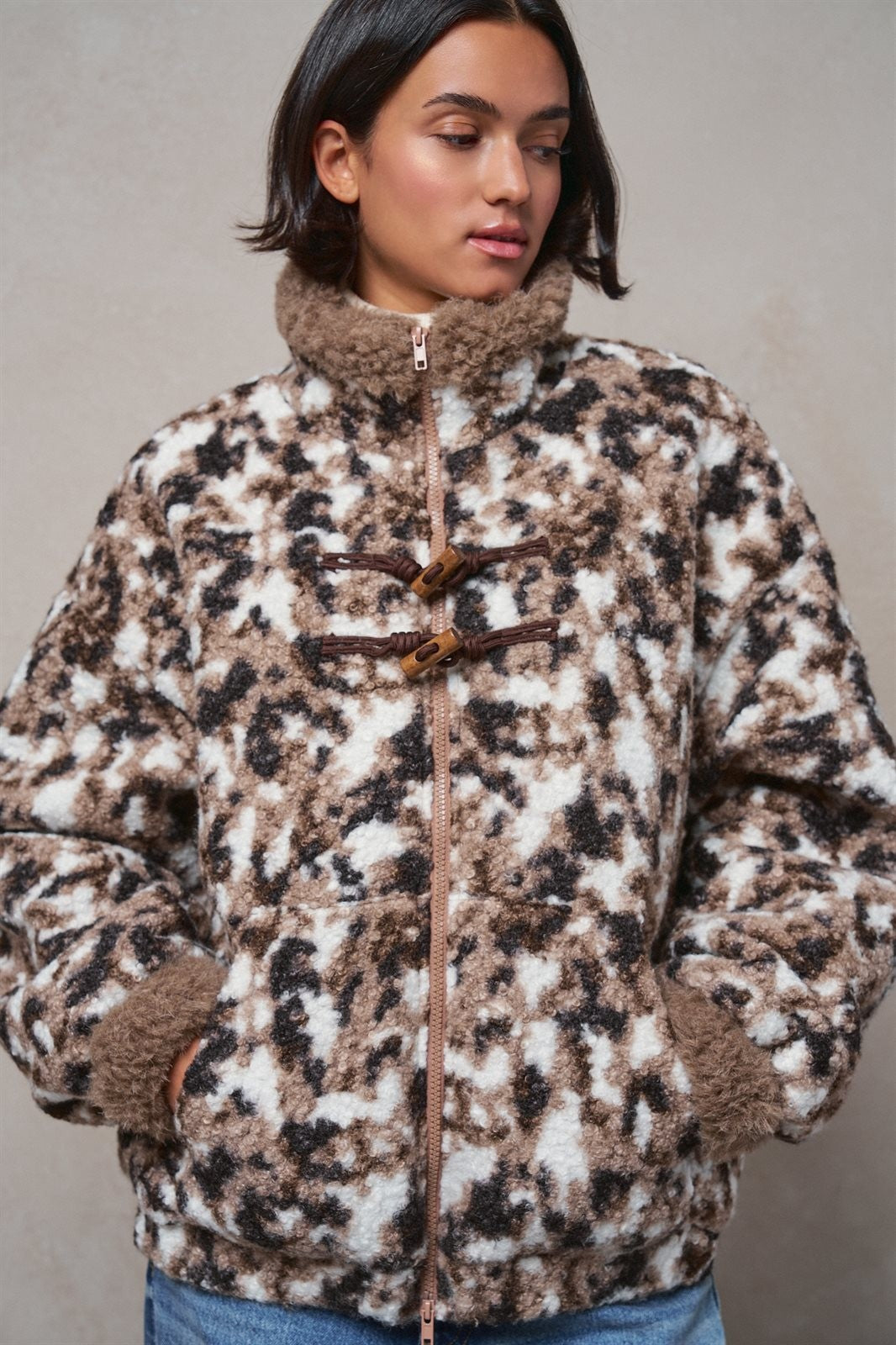 Winter Den Leopard Sherpa Jacket in Brown - Women's Wholesale Jackets & Blazers | Trend Notes