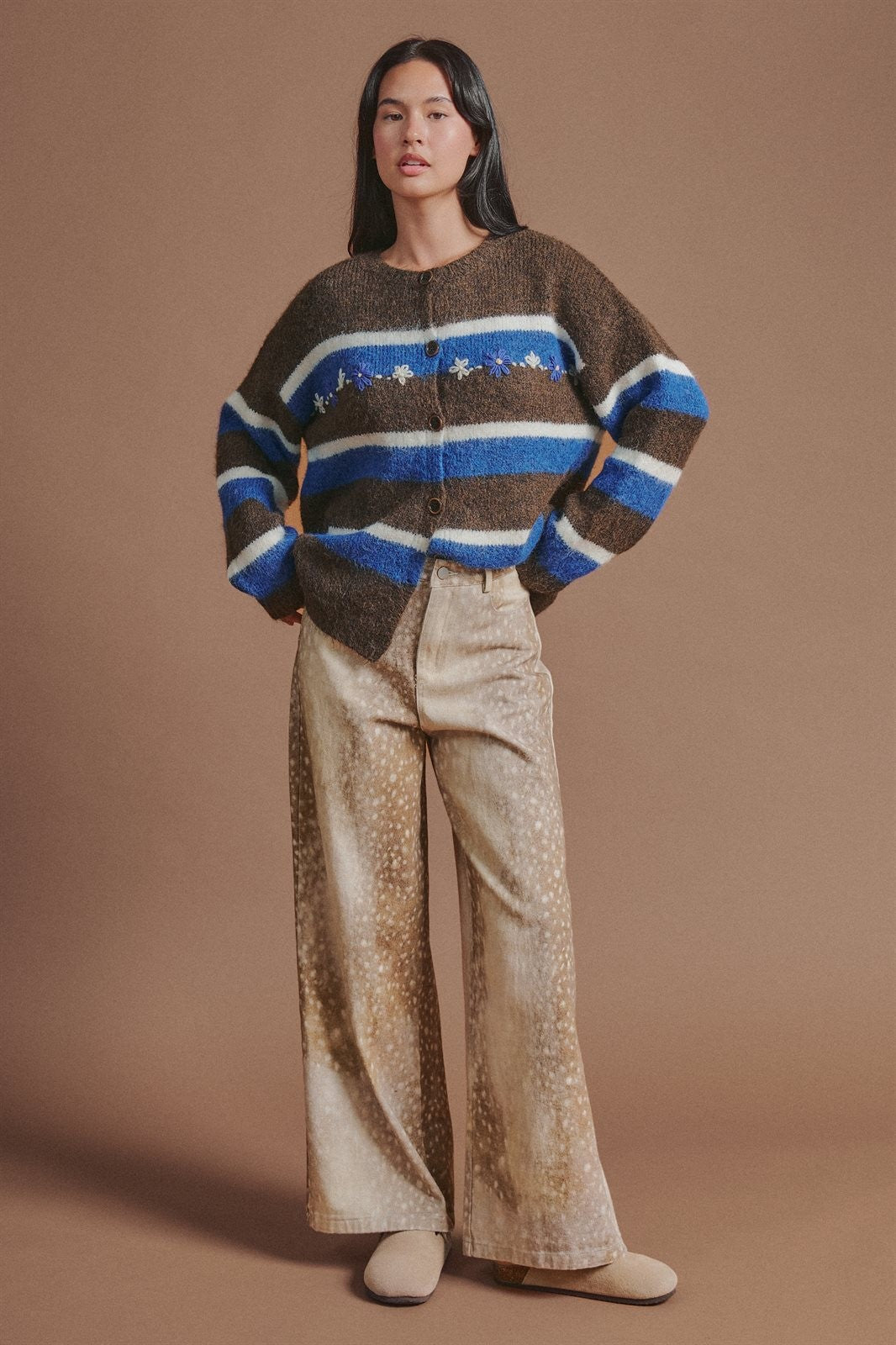 Striped Wool Blend Cardigan With Matching Scarf in Brown - Women's Wholesale Cardigans & Shrugs | Trend Notes
