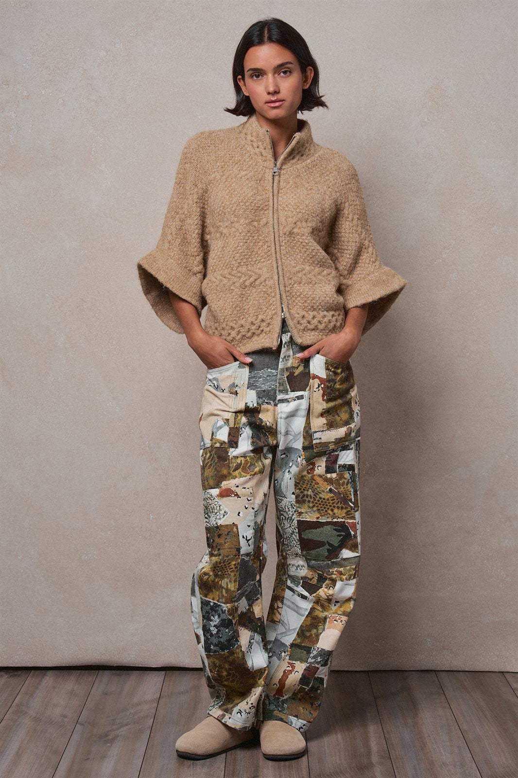 Cable Knit Zip-Up Oversized Cardigan Sweater in Camel - Women's Wholesale Cardigans & Shrugs | Trend Notes