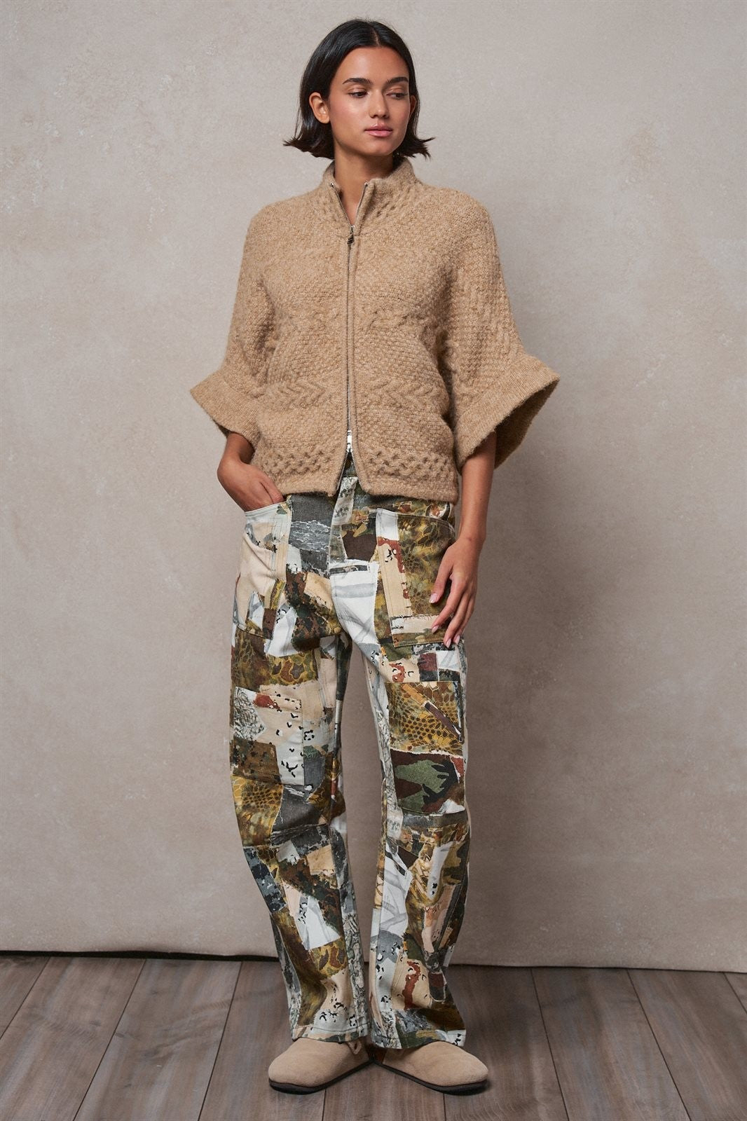 Cable Knit Zip-Up Oversized Cardigan Sweater in Camel - Women's Wholesale Cardigans & Shrugs | Trend Notes