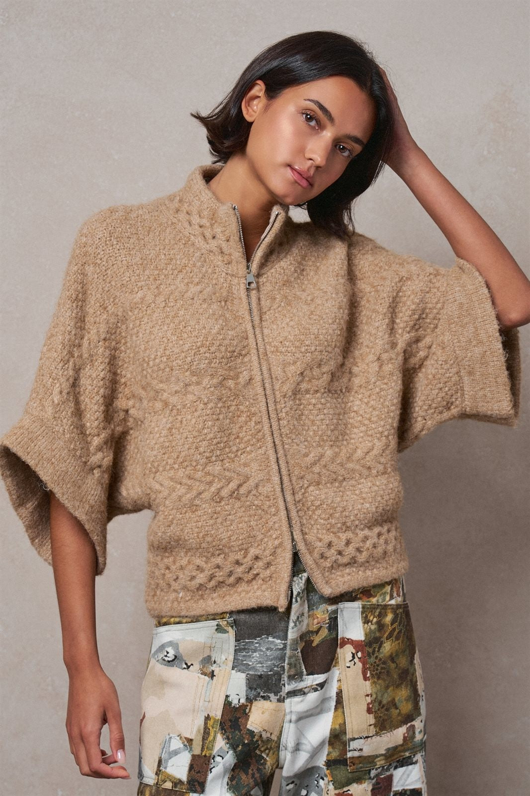Cable Knit Zip-Up Oversized Cardigan Sweater in Camel - Women's Wholesale Cardigans & Shrugs | Trend Notes