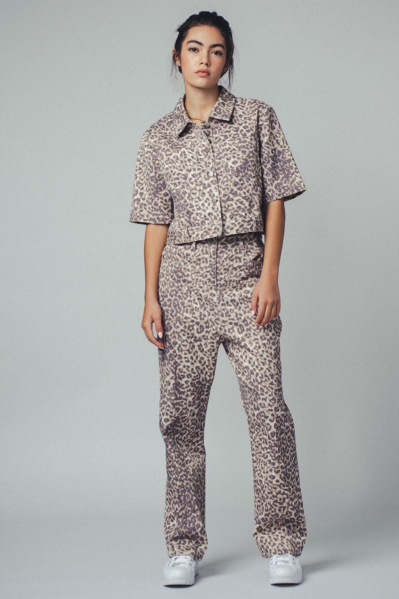 Leopard Print Cropped Denim Jacket in Leopard - Women's Wholesale Jackets & Blazers | Trend Notes