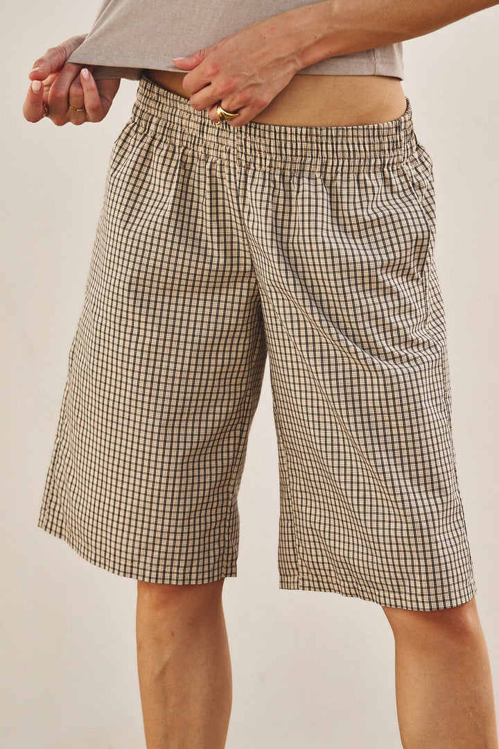 Laid Back Check Bermuda Short in Cream - Women's Wholesale Pants | Trend Notes