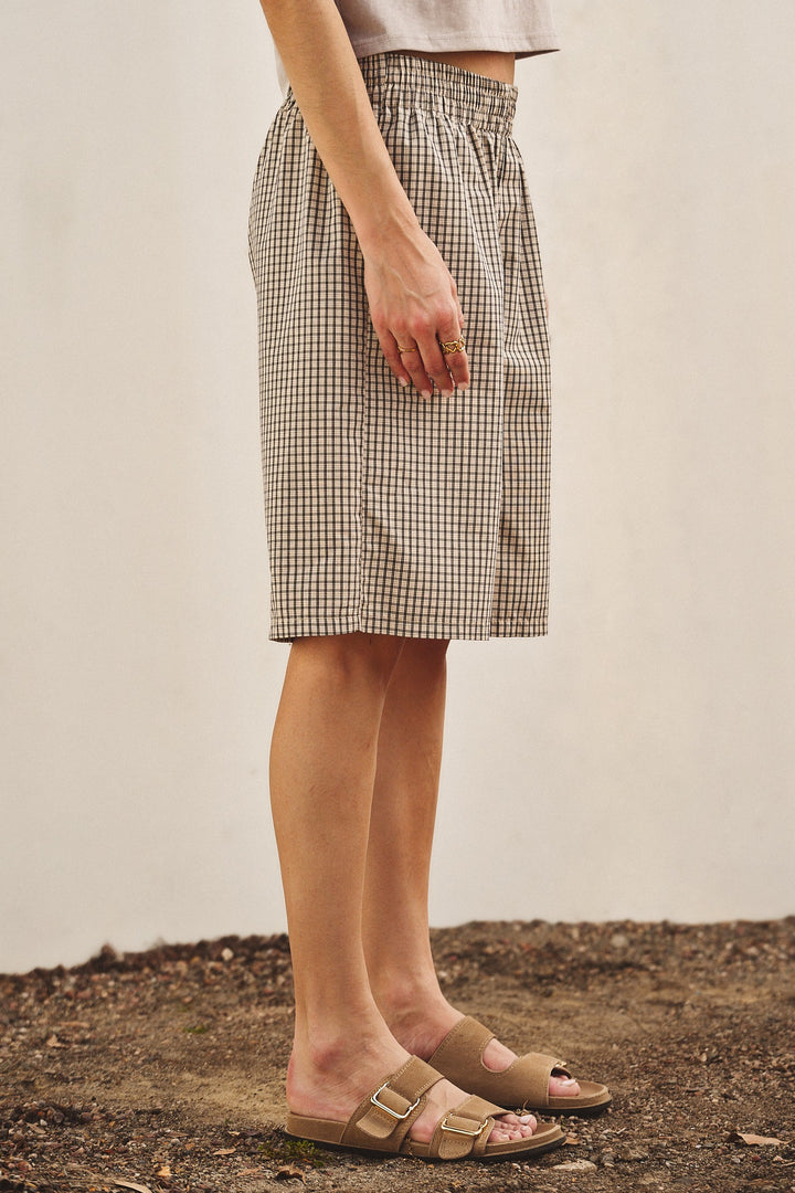 Laid Back Check Bermuda Short in Cream - Women's Wholesale Pants | Trend Notes