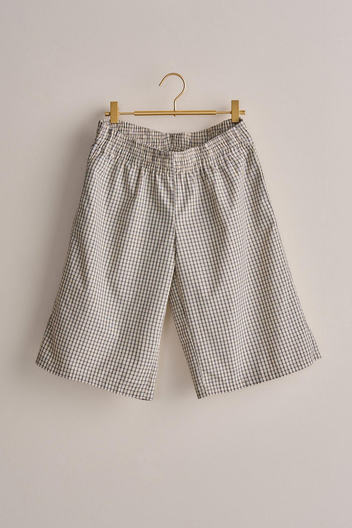 Laid Back Check Bermuda Short in Cream - Women's Wholesale Pants | Trend Notes