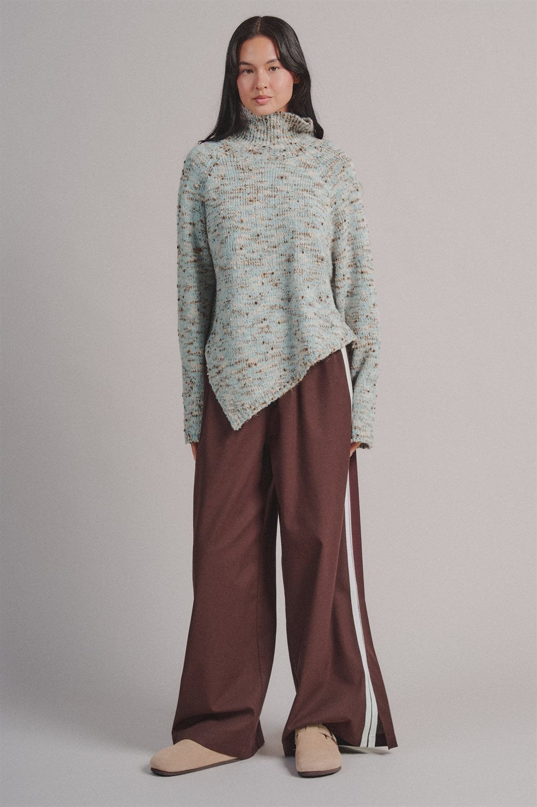 Side Stripe Drawstring Wide-Leg Pants in Brown - Women's Wholesale Casual Pants | Trend Notes