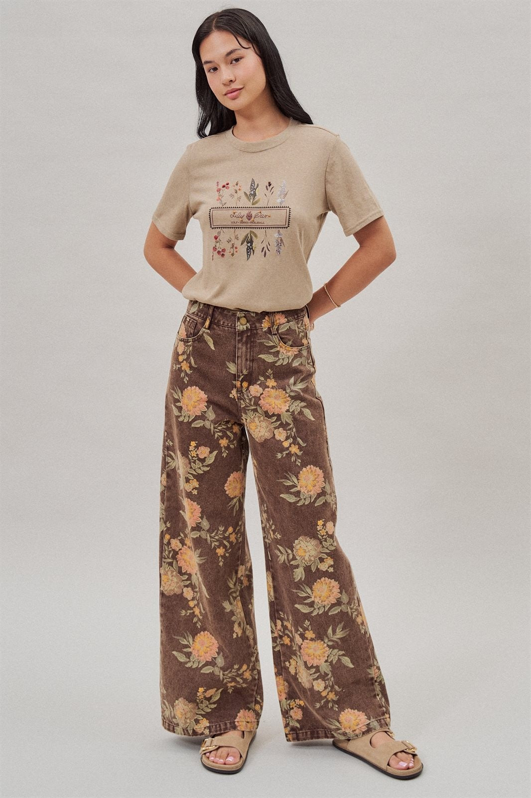 Brown Floral Print Wide-Leg Jeans in Brown - Women's Wholesale Pants | Trend Notes