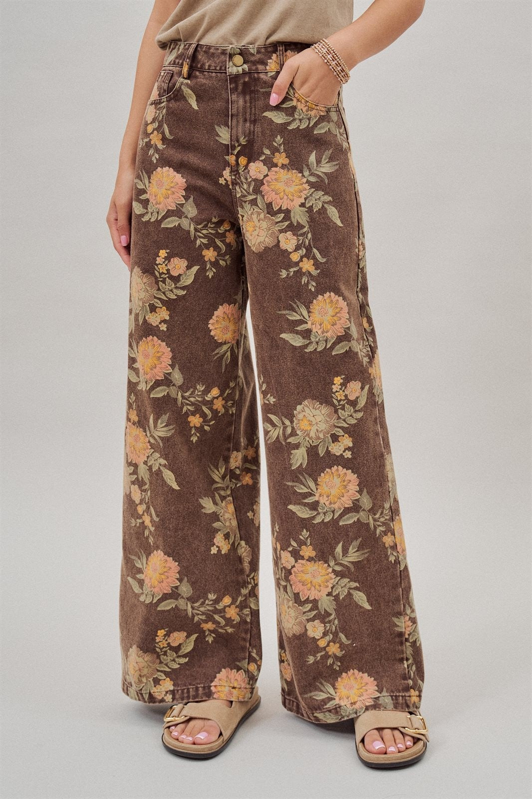 Brown Floral Print Wide-Leg Jeans in Brown - Women's Wholesale Pants | Trend Notes