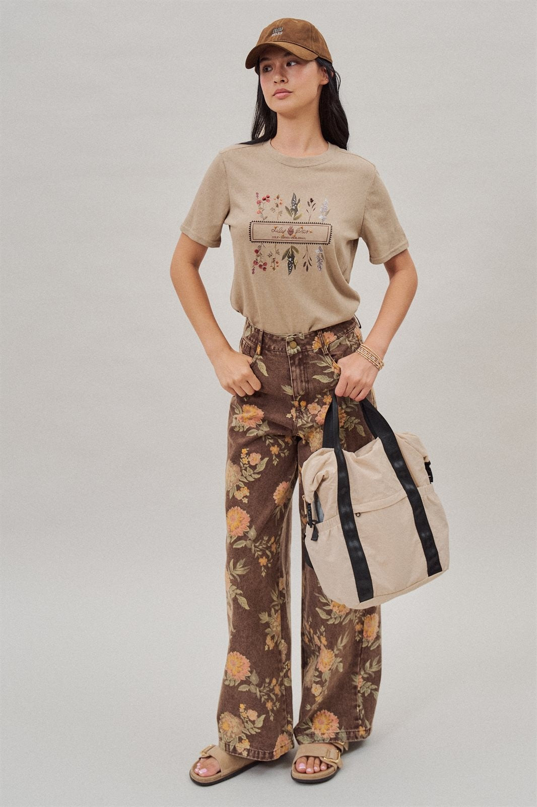 Brown Floral Print Wide-Leg Jeans in Brown - Women's Wholesale Pants | Trend Notes