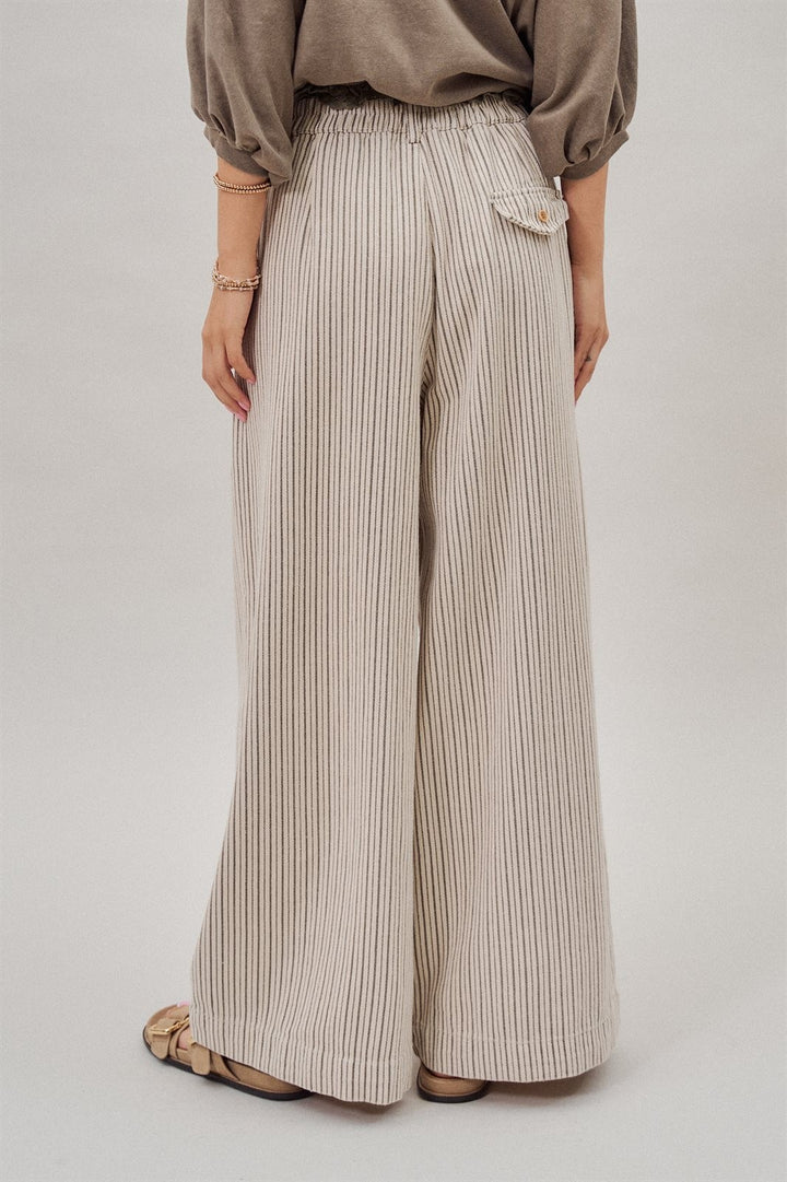 Pinstripe Pleated Wide-Leg Trousers in Cream Beige - Women's Wholesale Pants | Trend Notes