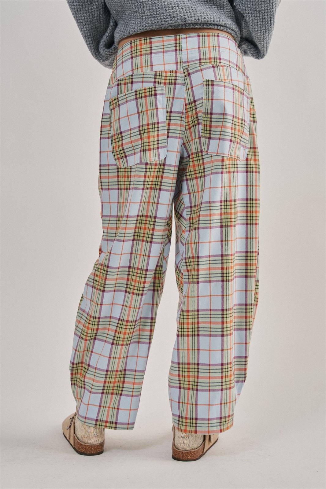 Plaid Barrel Leg Pant With Houndstooth Patch in Grey - Women's Wholesale Casual Pants | Trend Notes