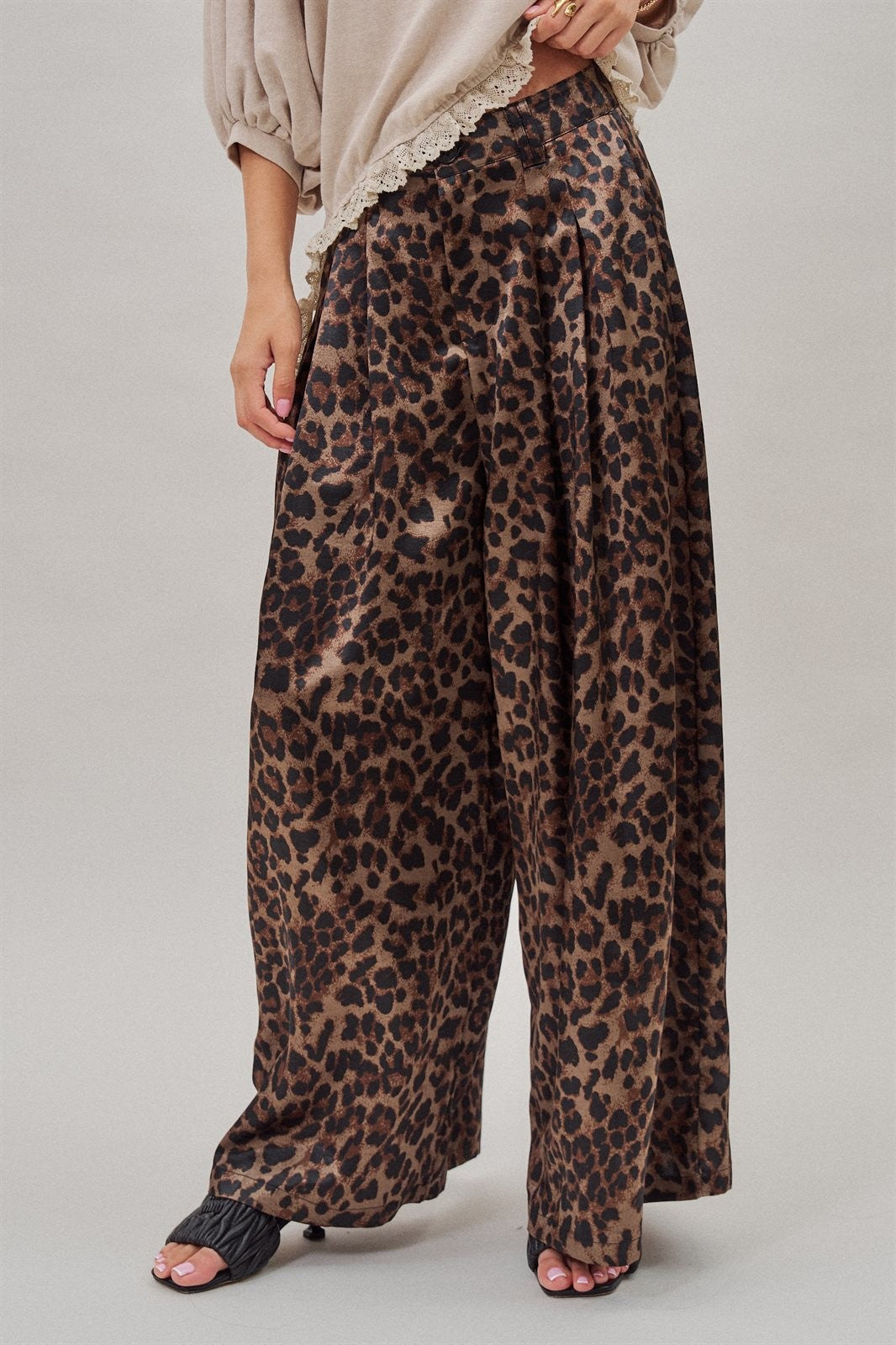 Leopard Print Satin Wide Leg Trousers in Leopard - Women's Wholesale Pants | Trend Notes