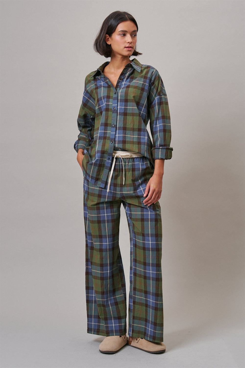 Plaid Wide Leg Drawstring Casual Pants in Green - Women's Wholesale Casual Pants | Trend Notes