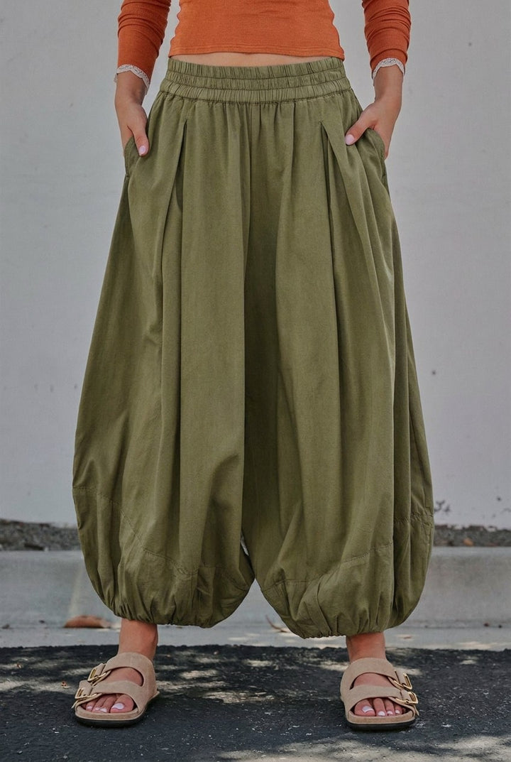 Balloon Hem Wide Leg Pants in Olive - Women's Wholesale Casual Pants | Trend Notes