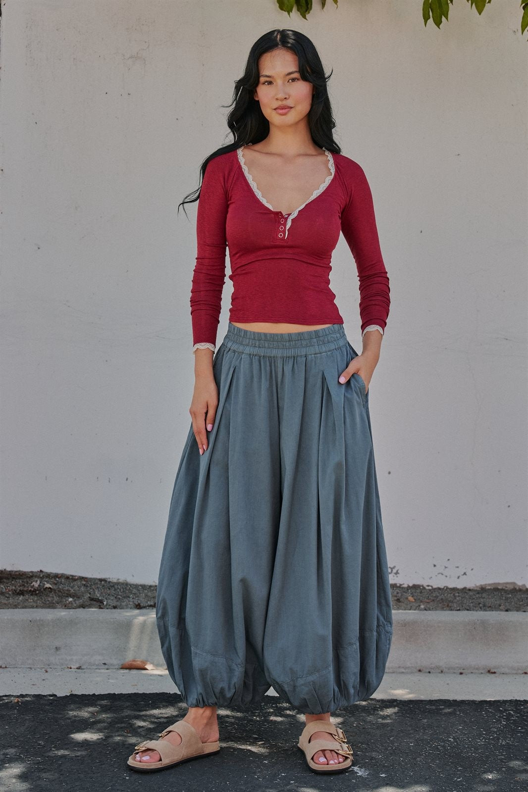 Balloon Hem Wide Leg Pants in Vintage Navy - Women's Wholesale Casual Pants | Trend Notes