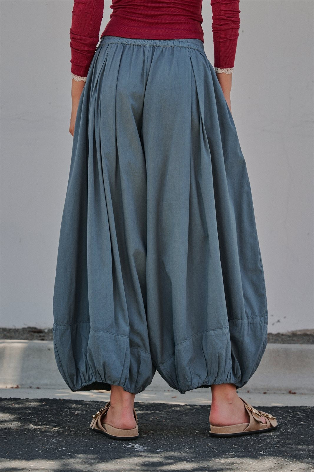 Balloon Hem Wide Leg Pants in Vintage Navy - Women's Wholesale Casual Pants | Trend Notes