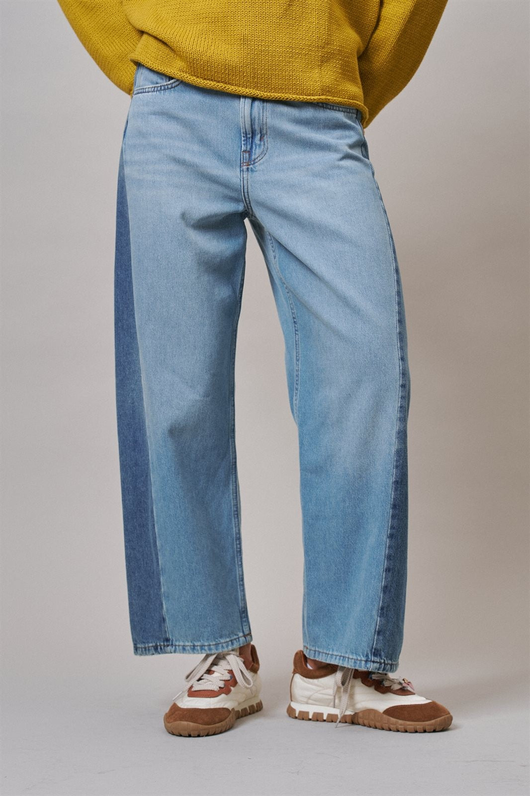 Two Tone Barrel Jeans Wide Leg High Rise Denim in Denim Blue - Women's Wholesale Barrel Jeans | Trend Notes