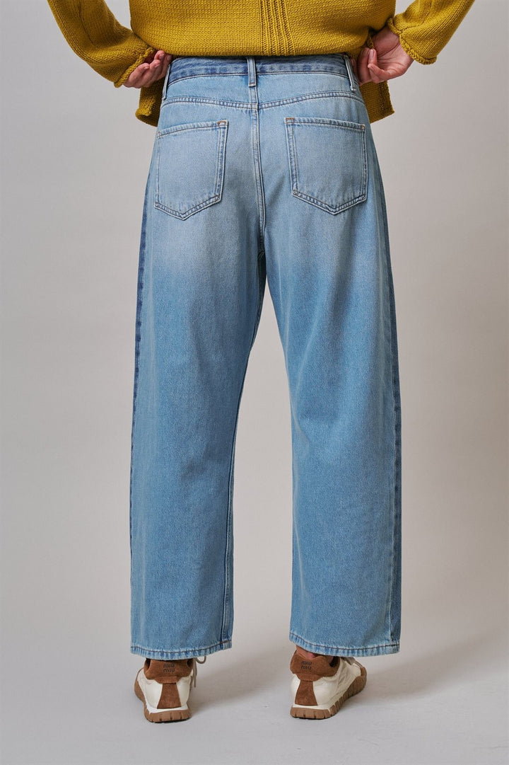 Two Tone Barrel Jeans Wide Leg High Rise Denim in Denim Blue - Women's Wholesale Barrel Jeans | Trend Notes