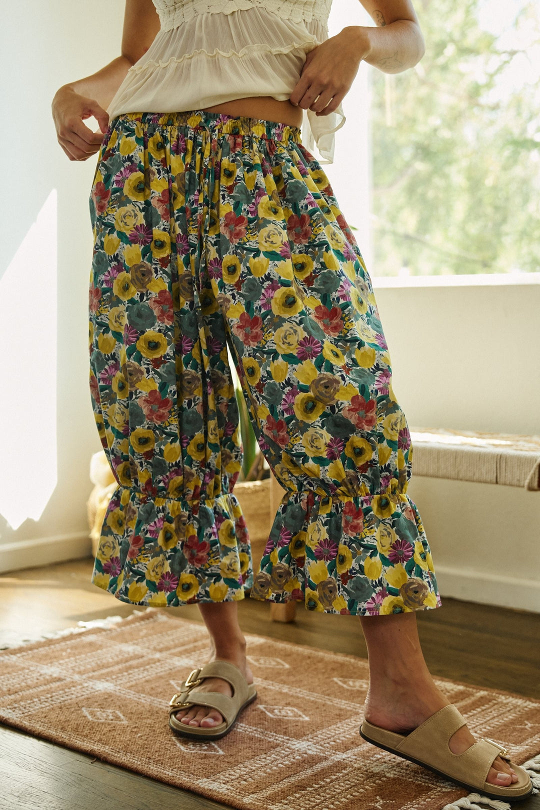 Painted Bloom Ruffle Balloon Pants in Green - Women's Wholesale Casual Pants | Trend Notes